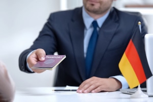 Welche Bedingungen für einen deutschen Pass muss ich noch erfüllen?