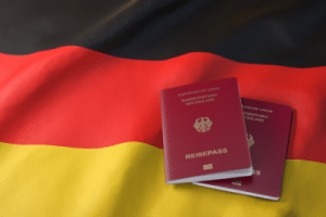 Familiennachzug: Deutsche Staatsbürger können Ihre ausländischen Angehörigen unter Beachtung weniger Vorschriften nachziehen lassen.