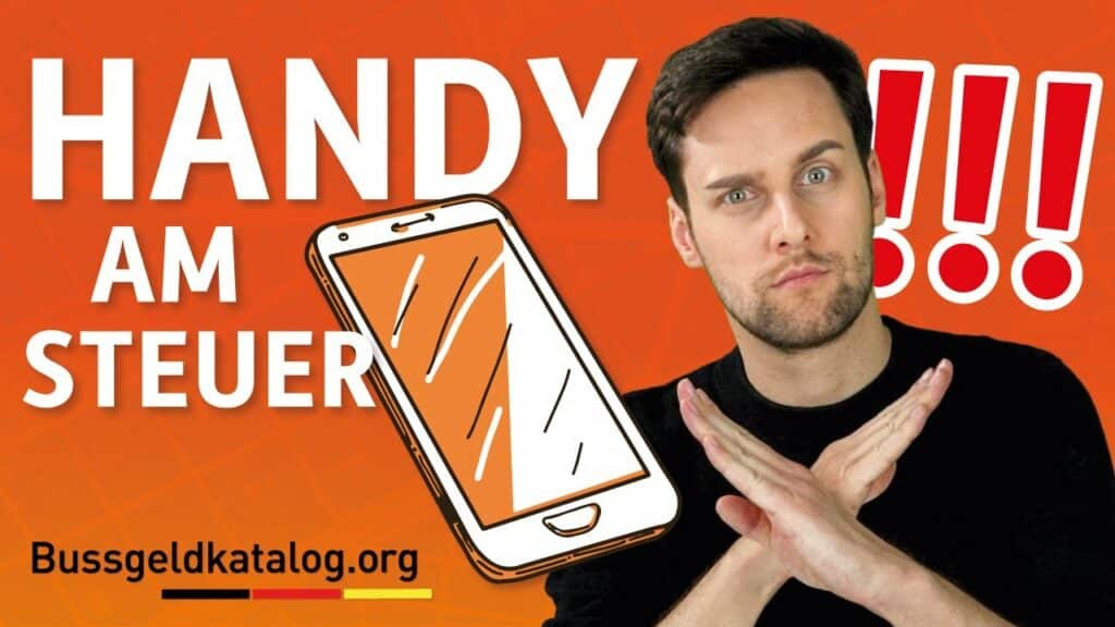 Wann und wie ihr das Handy am Steuer bedienen dürft, verraten wir euch in diesem Video.